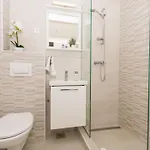 Lejlighed La-comfort One Bedroom With Sea View Terrace 3