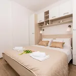 La-comfort One Bedroom With Sea View Terrace 3 Lejlighed