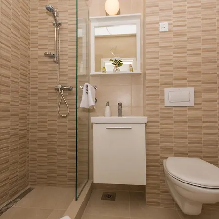 La-comfort One Bedroom With Sea View Terrace 3 *
