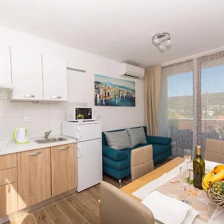 La-comfort One Bedroom With Sea View Terrace 3 Veliki Drvenik