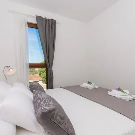 Apartment La-comfort One Bedroom With Sea View Terrace 3 *