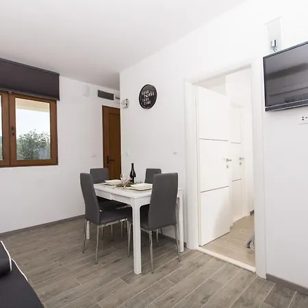 La-comfort One Bedroom With Sea View Terrace 3 Apartment Veliki Drvenik