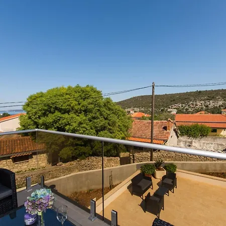 La-comfort One Bedroom With Sea View Terrace 3 Veliki Drvenik