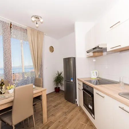 La-comfort One Bedroom With Sea View Terrace 3