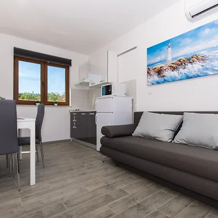 La-comfort One Bedroom With Sea View Terrace 3 *